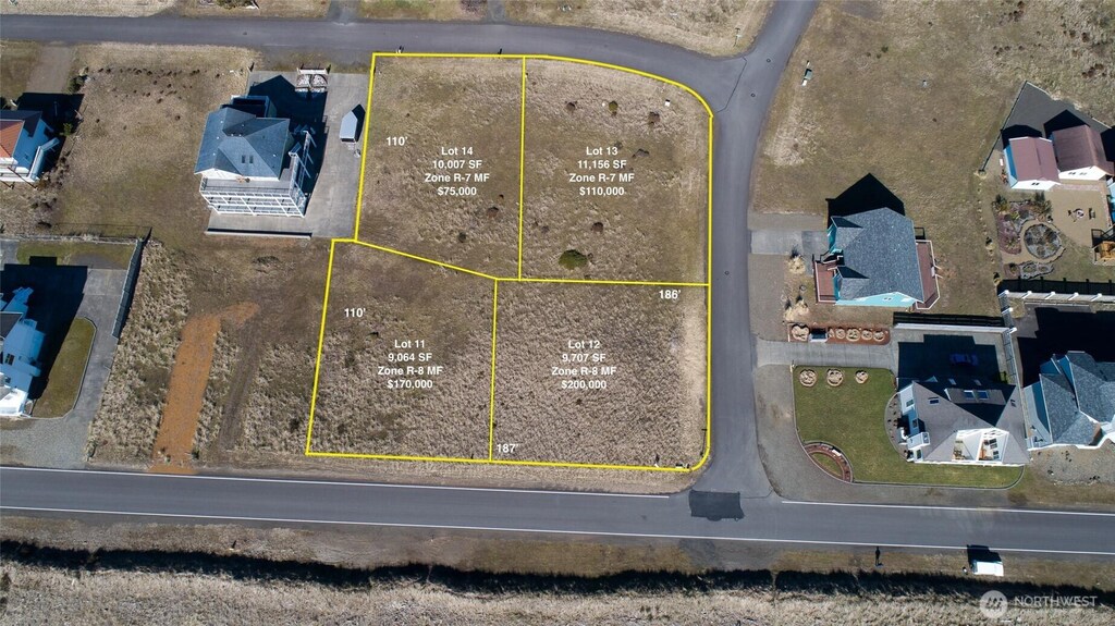 1485 Trade Wind Ave, Ocean Shores, WA 98569