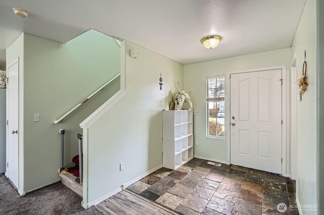 29685 129th Pl SE, Auburn, WA 98092 - entryway featuring stone tile floors and baseboards