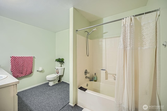 29685 129th Pl SE, Auburn, WA 98092 - full bathroom with baseboards, shower / tub combo, toilet, and vanity