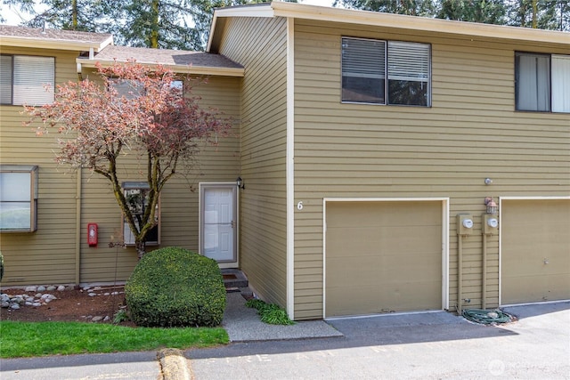 view of front of home featuring an attached garage