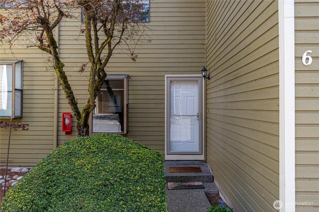 view of property entrance