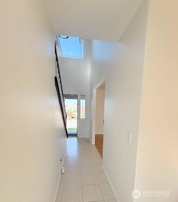 303 S Mary Ave, East Wenatchee, WA 98802 - photo 2