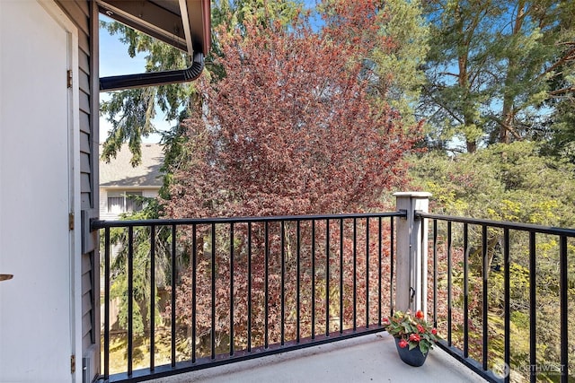 15415 35th Ave W Unit C304, Lynnwood, WA 98087 - view of balcony
