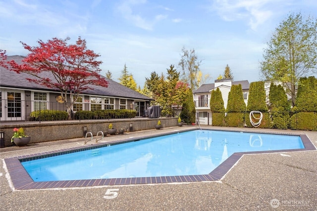 15415 35th Ave W Unit C304, Lynnwood, WA 98087 - view of pool