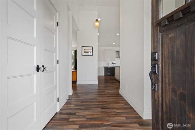 17908 NE 391st St, Amboy, WA 98601 - entryway featuring a high ceiling, dark wood-style flooring, baseboards, and recessed lighting