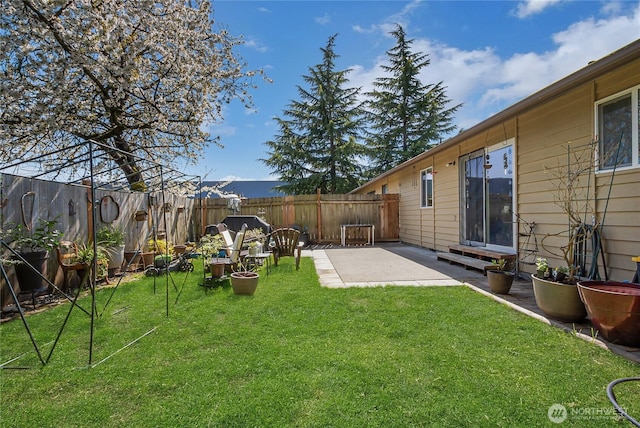 18521854 116th St S, Tacoma, WA 98444 - view of yard with a patio and a fenced backyard