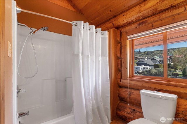 full bath featuring shower / tub combo with curtain, log walls, wooden ceiling, and toilet