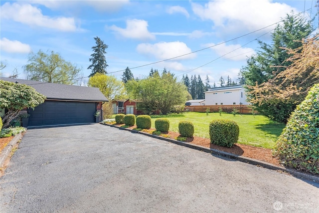 9811 NE 152nd Ave, Vancouver, WA 98682 - single story home featuring fence, driveway, and a front yard