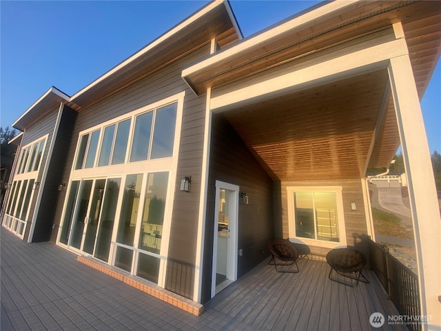 20555 Benson Ridge Ln, Mount Vernon, WA 98274 - view of wooden deck