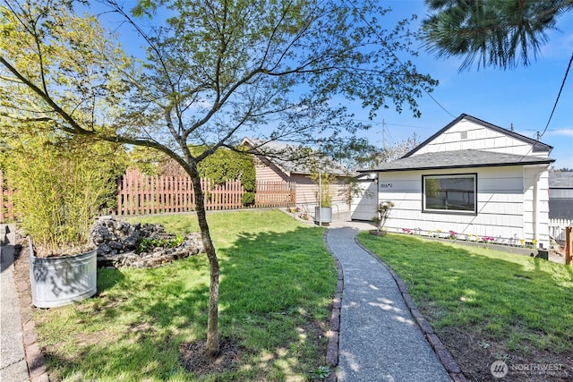 view of yard featuring fence