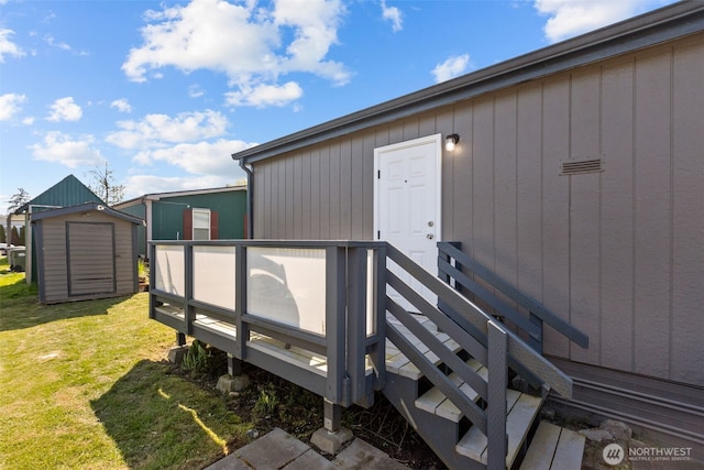 11519 21st Ave E Unit 84, Tacoma, WA 98445 - property entrance with a lawn