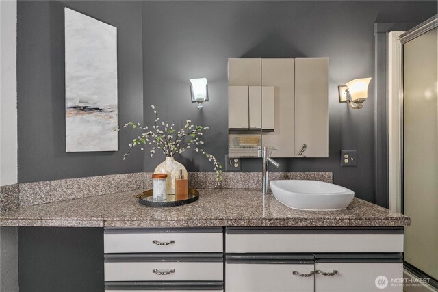 5201 Hyada Blvd NE, Tacoma, WA 98422 - bathroom with vanity