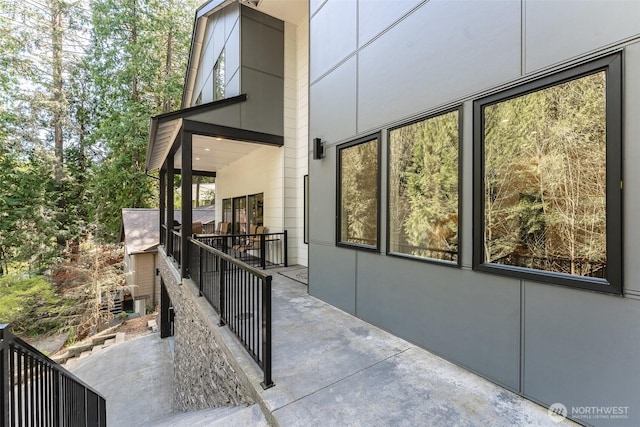 43 Rocky Ridge Dr, Bellingham, WA 98229 - exterior space with a patio