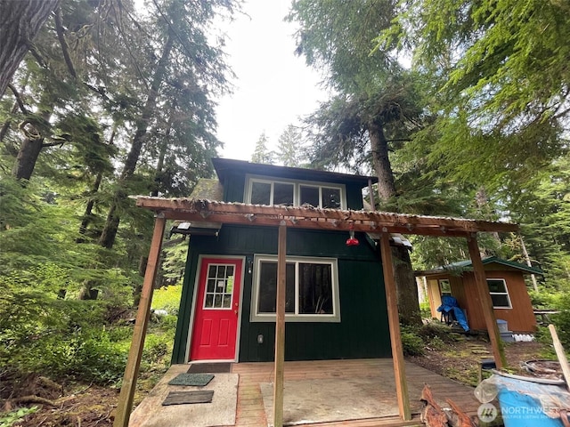 view of outbuilding with an outbuilding