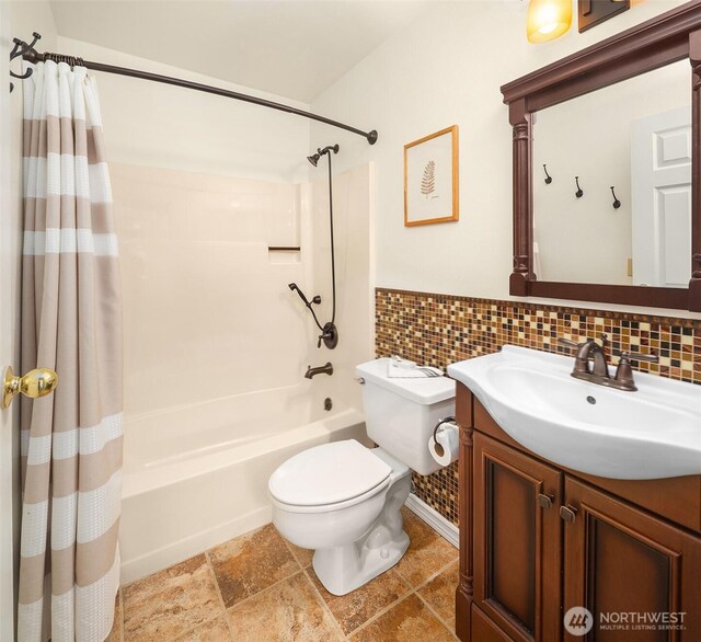 26032 5th Ave NE, Arlington, WA 98223 - full bathroom with shower / bathtub combination with curtain, vanity, and decorative backsplash
