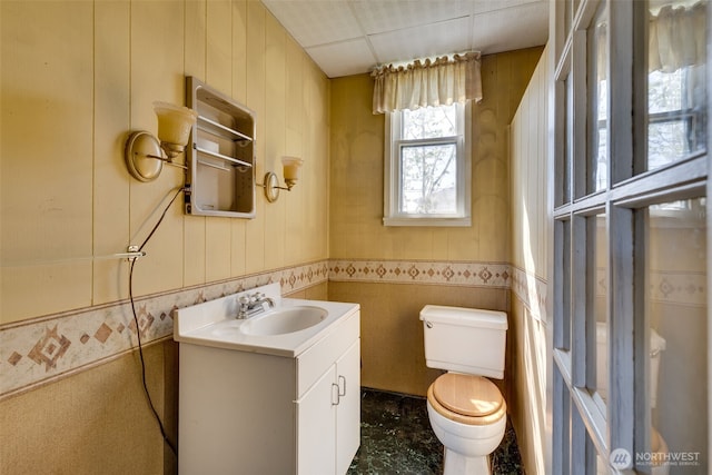 2231 Highland Ave, Everett, WA 98201 - bathroom with vanity, wainscoting, and toilet