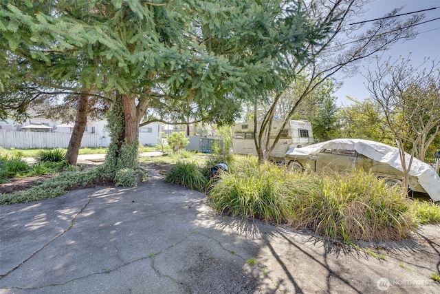 2231 Highland Ave, Everett, WA 98201 - view of patio / terrace with fence