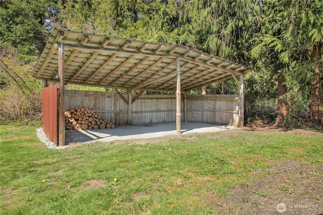 view of yard featuring a carport