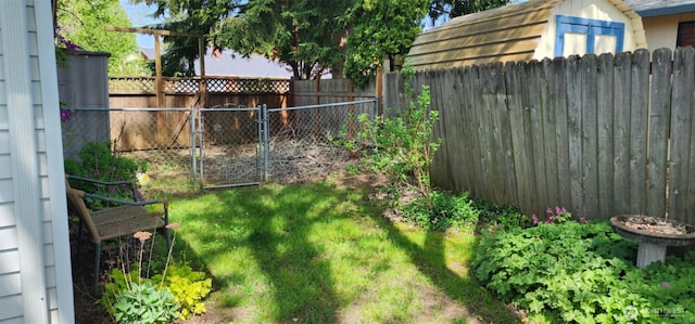 view of yard featuring fence private yard