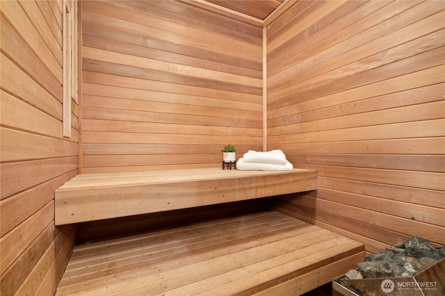 9821 NE Riverbend Dr Unit C102, Bothell, WA 98011 - relaxing sauna with wood walls