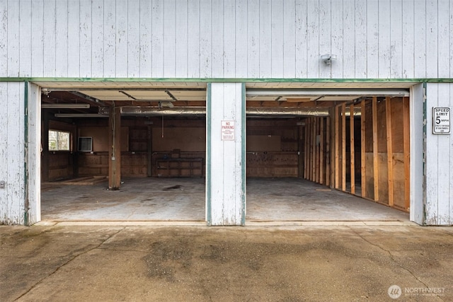 228 S 3rd St, Shelton, WA 98584 - view of garage