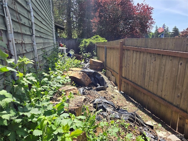view of fenced backyard