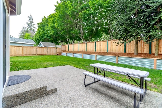 5475 Park Place Loop SE, Lacey, WA 98503 - view of patio