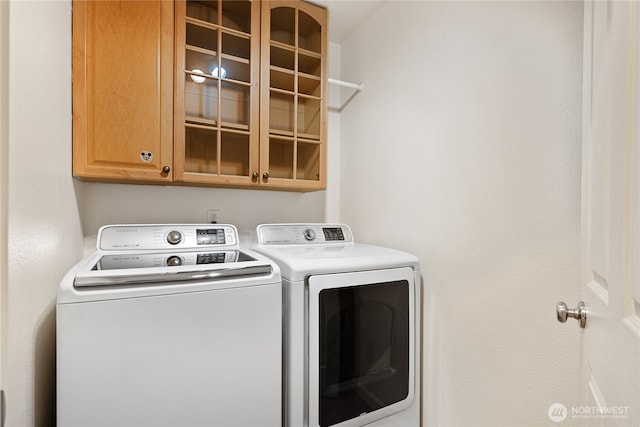 2202 NE 140th St Lot 44, Vancouver, WA 98686 - clothes washing area with separate washer and dryer and cabinet space