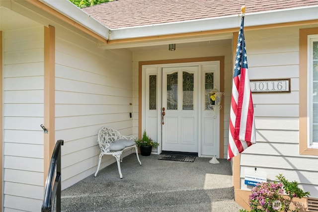 10116 SE 188th St, Renton, WA 98055 - entrance to property with a shingled roof