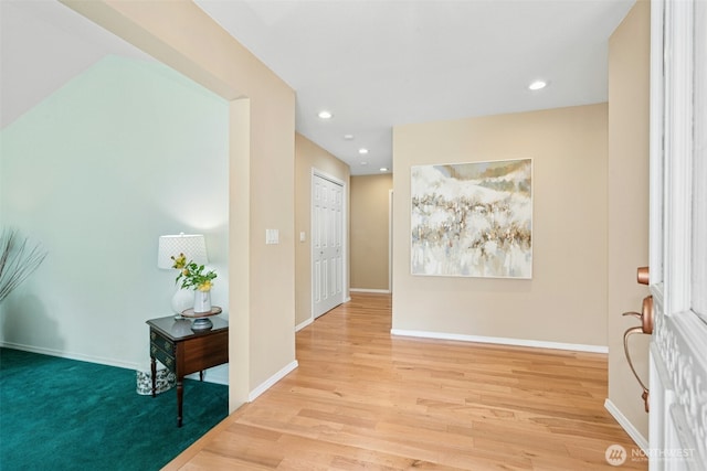 10116 SE 188th St, Renton, WA 98055 - foyer featuring wood finished floors, recessed lighting, and baseboards