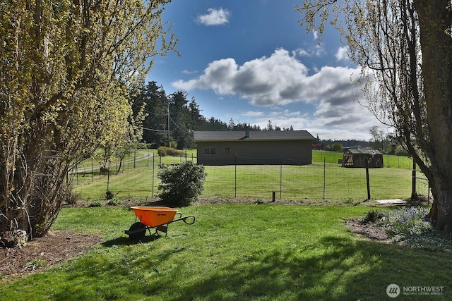view of yard featuring fence
