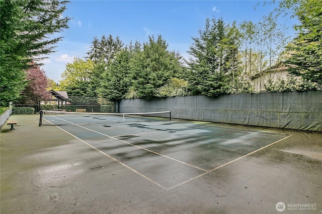 15700 116th Ave NE Unit 205, Bothell, WA 98011 - view of tennis court featuring community basketball court and fence