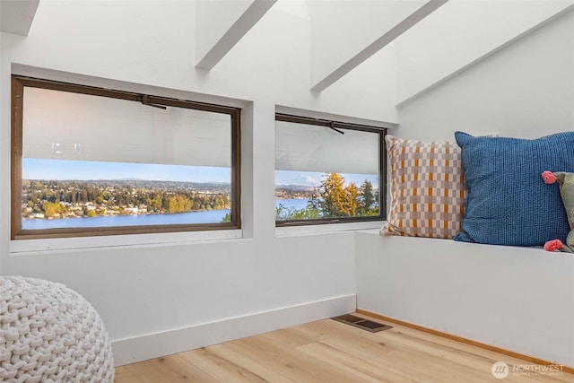 11324 83rd Pl NE, Kirkland, WA 98034 - interior space featuring baseboards, wood finished floors, and visible vents