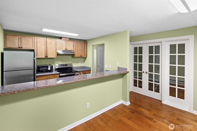 kitchen with french doors, dark wood-style flooring, stainless steel electric range oven, fridge, and under cabinet range hood