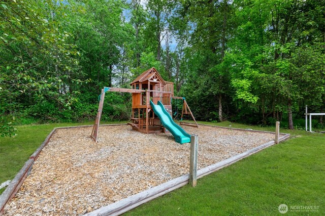 8203 32nd Ave E, Tacoma, WA 98443 - view of playground with a yard