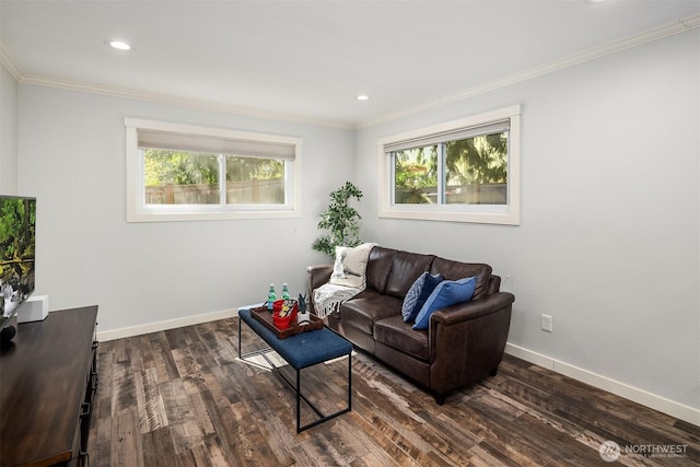 living room with recessed lighting, baseboards, ornamental molding, and dark wood-type flooring