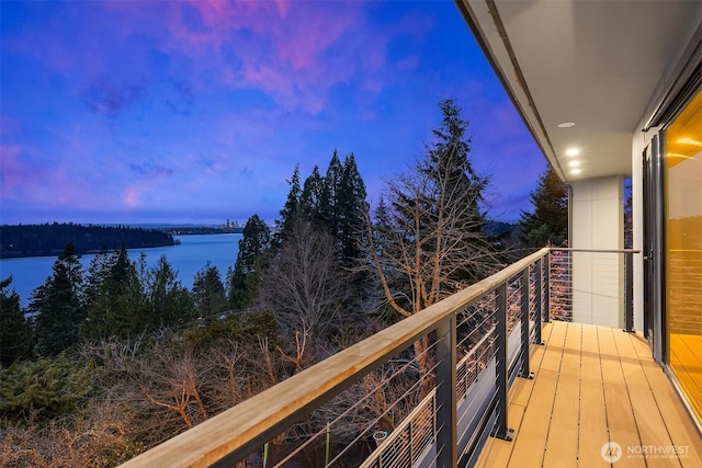 5340 W Mercer Way, Mercer Island, WA 98040 - balcony with a water view