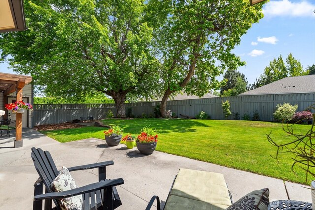 1423 Springwater Ave, Wenatchee, WA 98801 - view of patio / terrace