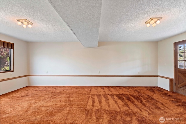 920 11th St NE, East Wenatchee, WA 98802 - carpeted empty room with a textured ceiling