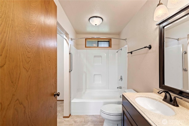 920 11th St NE, East Wenatchee, WA 98802 - bathroom featuring shower / tub combination, toilet, and vanity