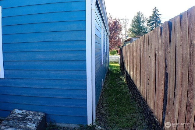 2916 Robin Ave, Bremerton, WA 98310 - view of property exterior featuring fence