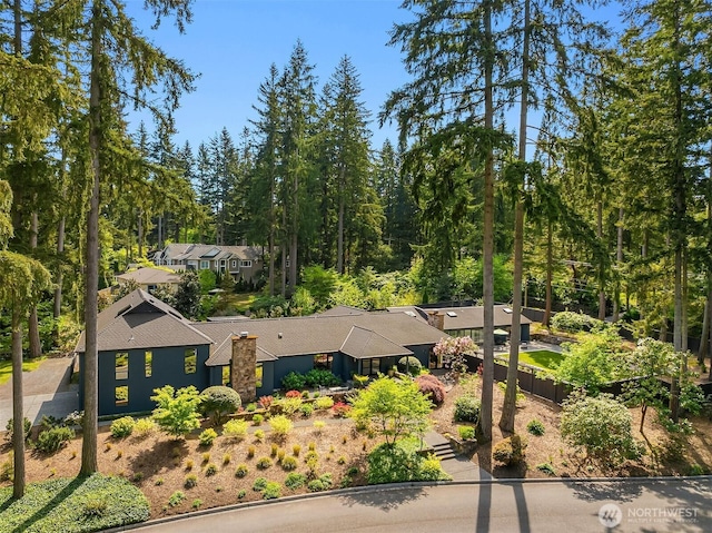 aerial view of property and surrounding area
