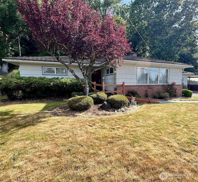 2116 Cascade Way, Longview, WA 98632 - view of front facade featuring brick siding