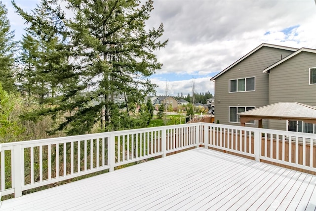 19825 152nd Street Ct SE, Bonney Lake, WA 98391 - deck with a residential view