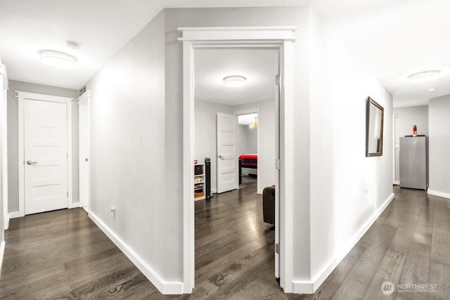 4 Dakota Ln, Elma, WA 98541 - hall with baseboards and wood finished floors