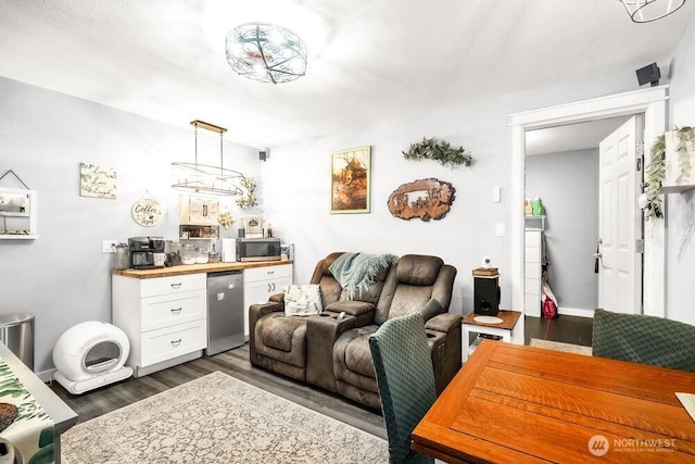 4 Dakota Ln, Elma, WA 98541 - living area with dark wood-type flooring