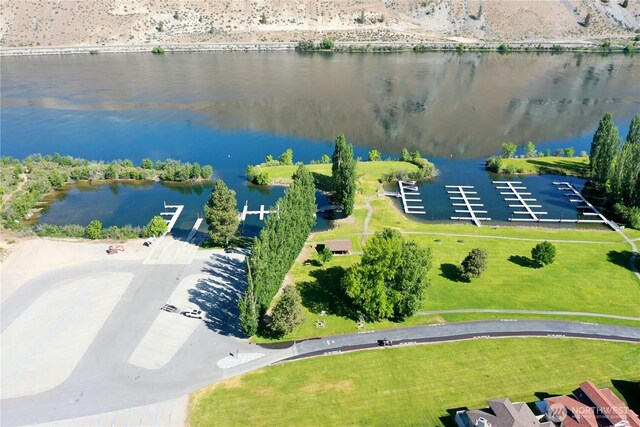 200 E Marine View Dr, Orondo, WA 98843 - aerial view of a large body of water