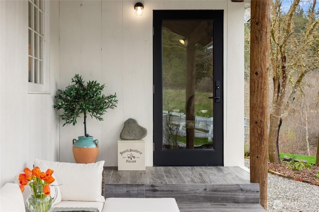view of property entrance