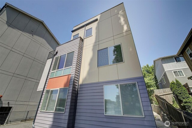 1617 S Weller St, Seattle, WA 98144