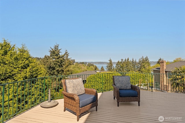 30941 37th Pl SW, Federal Way, WA 98023 - wooden terrace with a water view